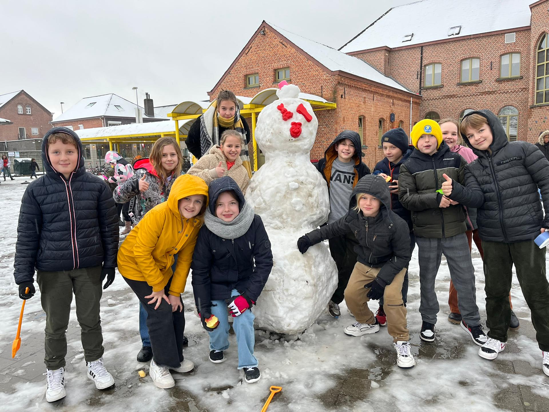 Sneeuwpret in het vijfde leerjaar 